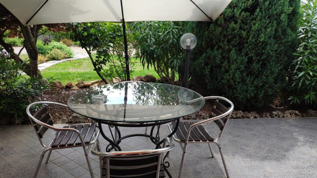 B&B La Casetta Gattinara ภายนอก รูปภาพ